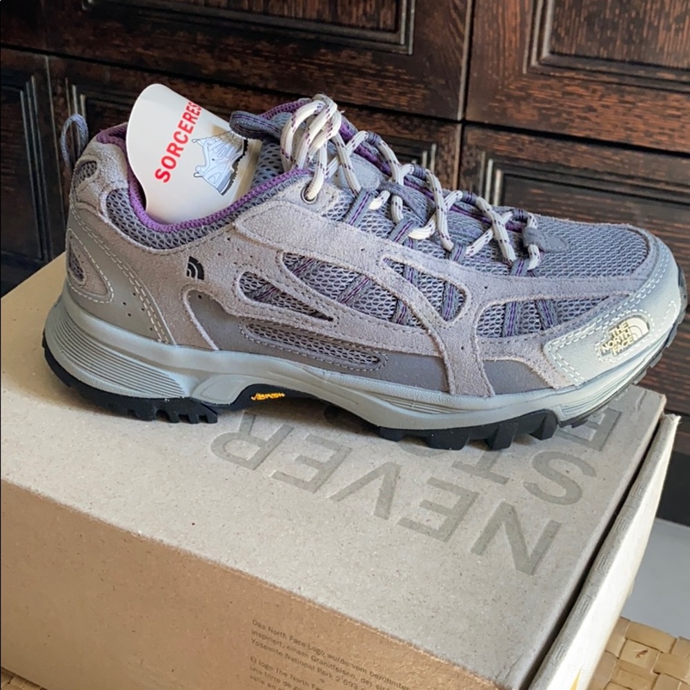NWT SORCERESS NORTH FACE HIKING SHOE